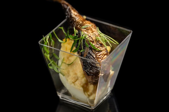 Яйцо с балтийскими шпротами 8шт